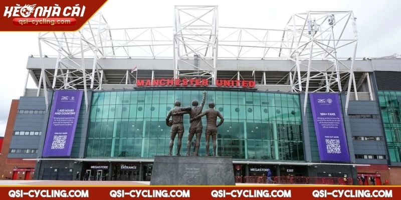 MU Chính Thức Công Bố Sân Nhà Mùa Giải Mới 1 Old Trafford vẫn sẽ là sân nhà của MU khi chờ đợi sân mới