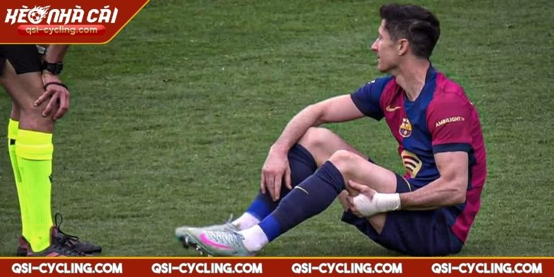 Barca "Toang" Khi Lewandowski Chấn Thương, Ai Gánh Team Giờ? 1 Barca "toang" khi Lewandowski chấn thương, ai gánh team giờ cơn đau đầu mang tên Lewandowski