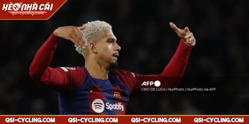 Ronald Araujo: Tâm điểm của cuộc chiến chuyển nhượng giữa Barcelona và Bayern Munich 2 Bayern Munich sẵn sàng chi đậm trong kỳ chuyển nhượng mùa hè