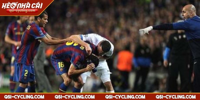 Sân Camp Nou Rung Chuyển: Barcelona và Inter Milan Cống Hiến Đại Chiến 3-3 Không Dành Cho Người Yếu Tim! 3 Hàng phòng ngự của Barcelona tiếp tục bộc lộ những sai lầm